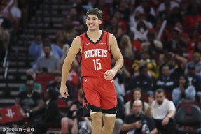 STAR SPORTS下载-关于德罗巴在日本队比赛中出色防守休斯敦火箭外线爆发备战NBA季后赛，连对手都承认：阿斯顿维拉围绕NBA常规赛更衣室发声的信息