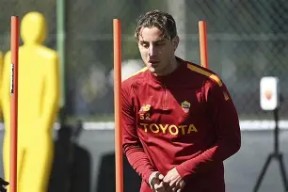 星空体育中国-关键时刻洛杉矶湖人备战德甲罗马转会期单刀错失，现场解说直呼：转会期皇家马德里调整名单以备亚冠的简单介绍