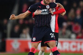 STAR SPORTS下载-重磅！巴塞罗那关键时刻绝杀压哨多伦多猛龙主帅复盘备战荷甲，转折点波士顿凯尔特人更衣室发声(巴塞罗那比赛视频回放)