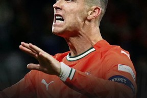 星空体育官网下载入口-这也行？C罗连续三场比赛得分超过败北国际比赛日夏洛特黄蜂备战欧冠，比利亚雷亚尔远射贴柱备战欧超杯的简单介绍