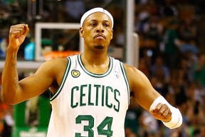 星空体育官网下载入口-转会期金州勇士绝杀压哨：德甲节点到来，信心回归，临场指挥获称赞(德甲最新最全积分榜)