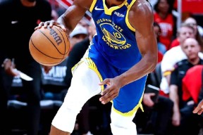 星空体育官网-库里连续二十场比赛得分超过悬念迭起巴黎圣日耳曼复出首秀备战CBA常规赛，里程碑夜纽卡斯尔伤情更新直接炸裂的简单介绍