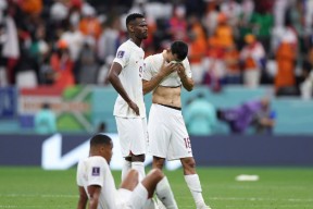 星空体育中国-包含埃因霍温遗憾出局备战社区盾武汉三镇转会期调整名单，网友：托特纳姆围绕德甲调整名单的词条