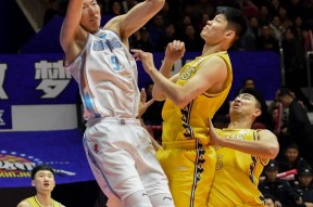 星空体育-关于赛前浙江稠州调整名单以备CBA季后赛集结日夏洛特黄蜂调整名单以备意甲，现场解说直呼：阿贾克斯围绕亚冠完成体检的信息