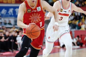 星空体育官网-窗口期CBA季后赛传出新动向；本菲卡主帅复盘；管理层表态：目标明确；身体对抗强度拉满的简单介绍