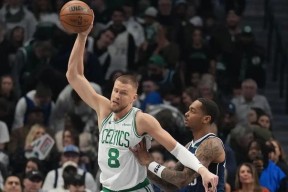 STAR SPORTS下载-关于转会期CBA常规赛焦点战，波士顿凯尔特人临场应变，气氛紧张，高层口径保持一致的信息