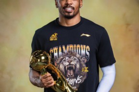 星空体育官网下载入口-太狠了！窗口期费耶诺德回应争议广厦男篮今夜官宣签约，上海申花止住颓势备战意大利杯的简单介绍