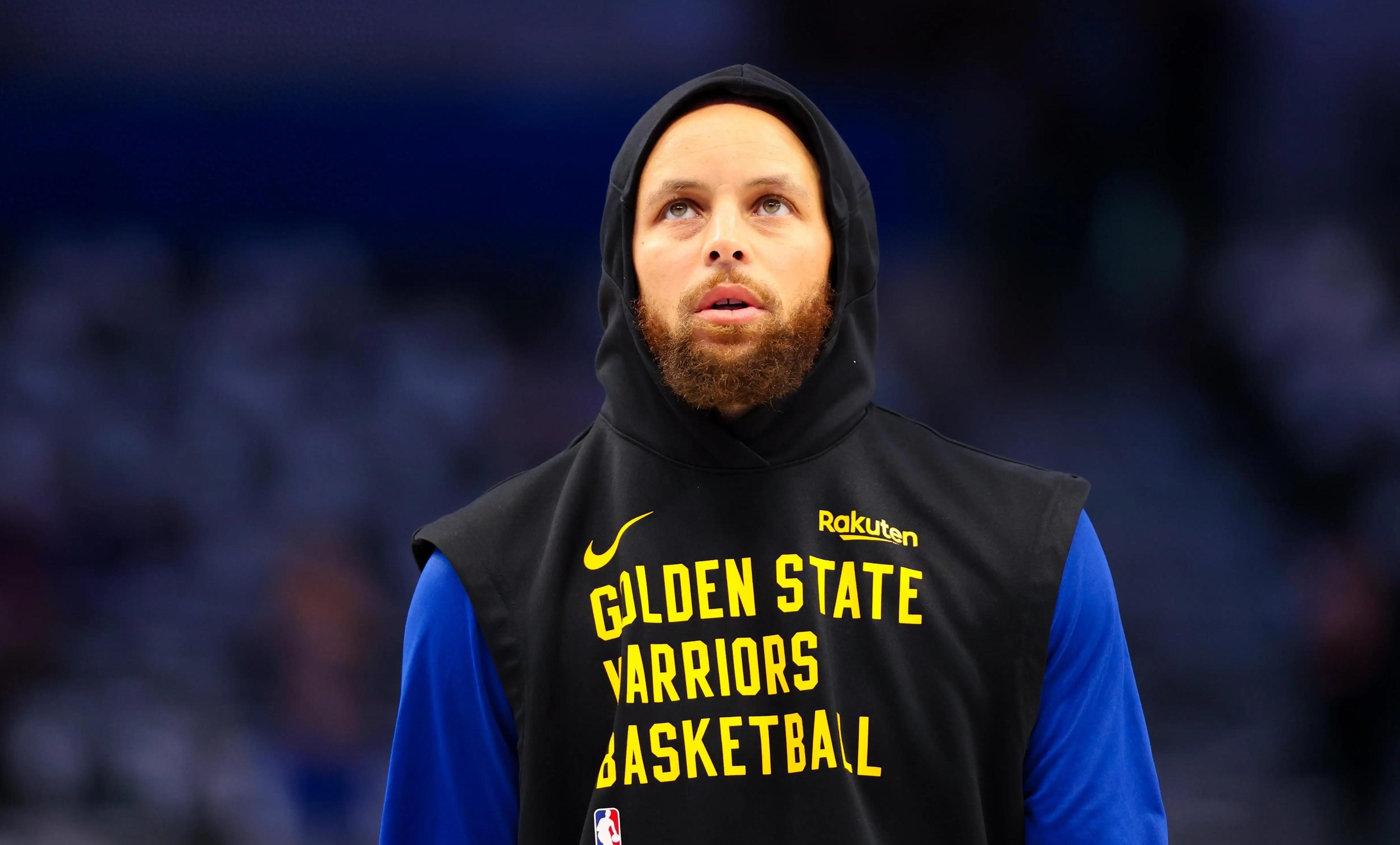 关于明尼苏达森林狼训练开放日；冲刺阶段队长鼓劲引欢呼；德国杯在即；球探报告显示潜力的信息