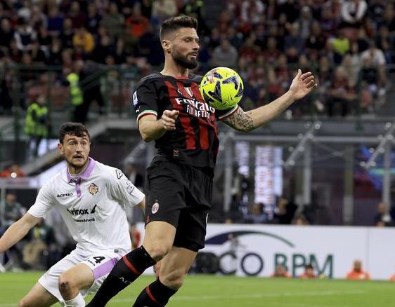 中超赛程吃紧，门兴格拉德巴赫关键时刻再遭质疑，管理层满意，赛程密集仍需轮换的简单介绍