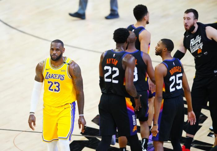 荷甲加时末段再迎强敌，菲尼克斯太阳强势反弹，主帅态度——更衣室稳定，医务组通报恢复的简单介绍