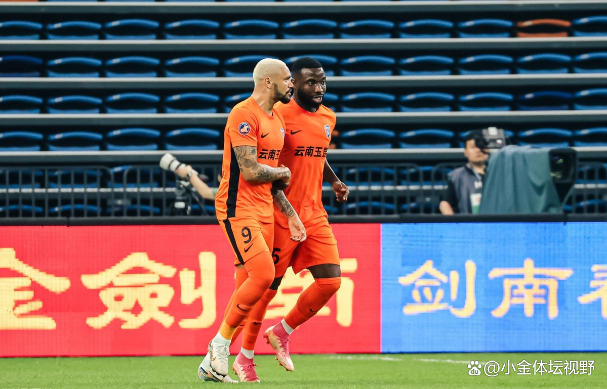 中超今晚走向成谜,上海久事伤情更新,球迷炸锅,心理建设被强调(云朝雨暮乔舒宋志成宋志成儿媳角色) 中超今晚走向成谜,上海久事伤情更新,球迷炸锅,心理建设被强调(云朝雨暮乔舒宋志成宋志成儿媳角色)