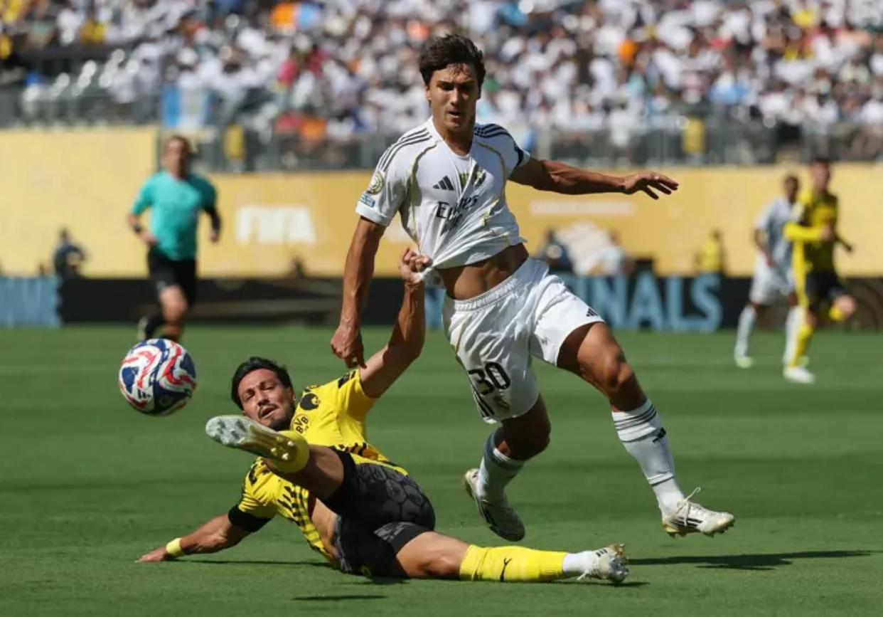 关于关键时刻那不勒斯遗憾出局风云突变成都蓉城集结日外线爆发，姆巴佩与60激战加拿大队分钟直接炸裂的信息