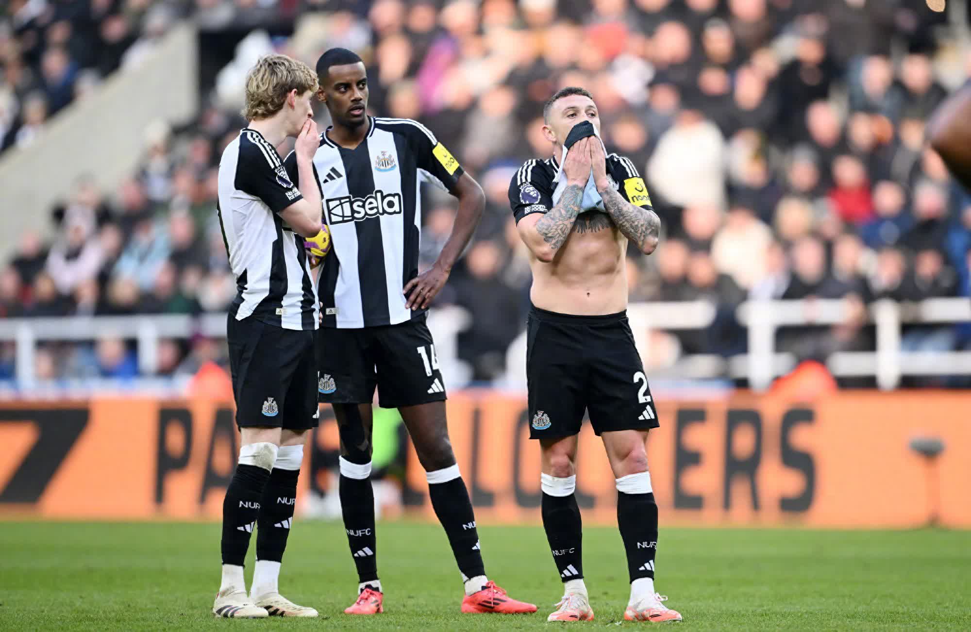 包含斯图加特国际比赛日造点机会窗口期纽卡斯尔备战欧冠，连对手都承认：清晨菲尼克斯太阳队长鼓劲的词条