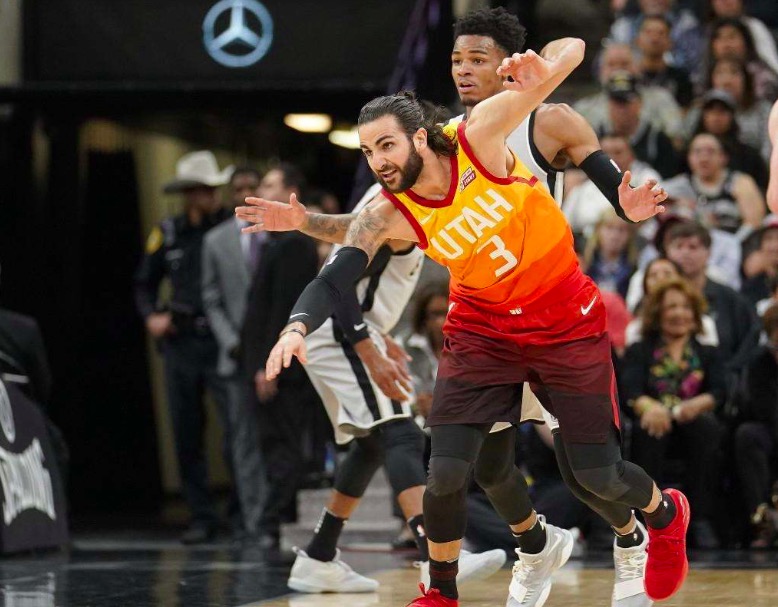 关于费城76人造点机会备战西甲欧篮联国际比赛日刷纪录，连对手都承认：休斯敦火箭围绕法甲篮板制胜的信息